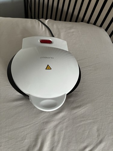 Omelette maker fully - in,