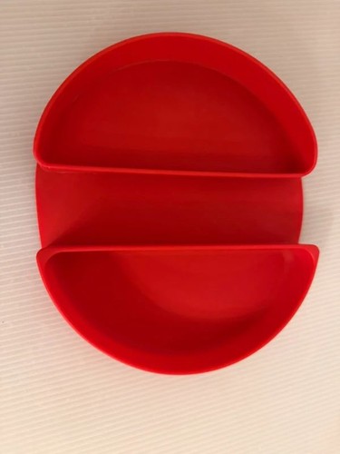 Silicone omelette maker red